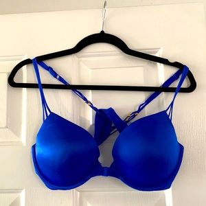 Victoria’s Secret Blue Criss Cross Bra - 38b